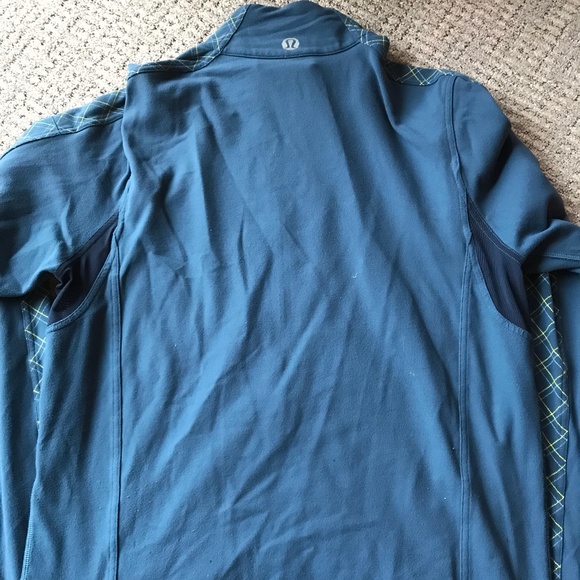 Lululemon jacket large - Picture 3 of 3